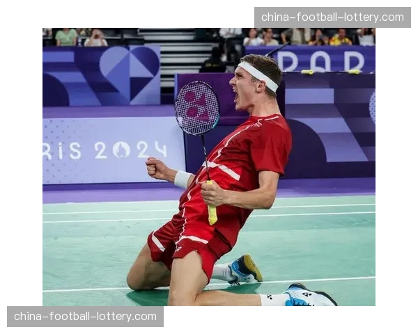 羽毛球全英公开赛:安赛龙直落两局击败石宇奇卫冕 羽毛球全英公开赛:安赛龙直落两局击败石宇奇卫冕